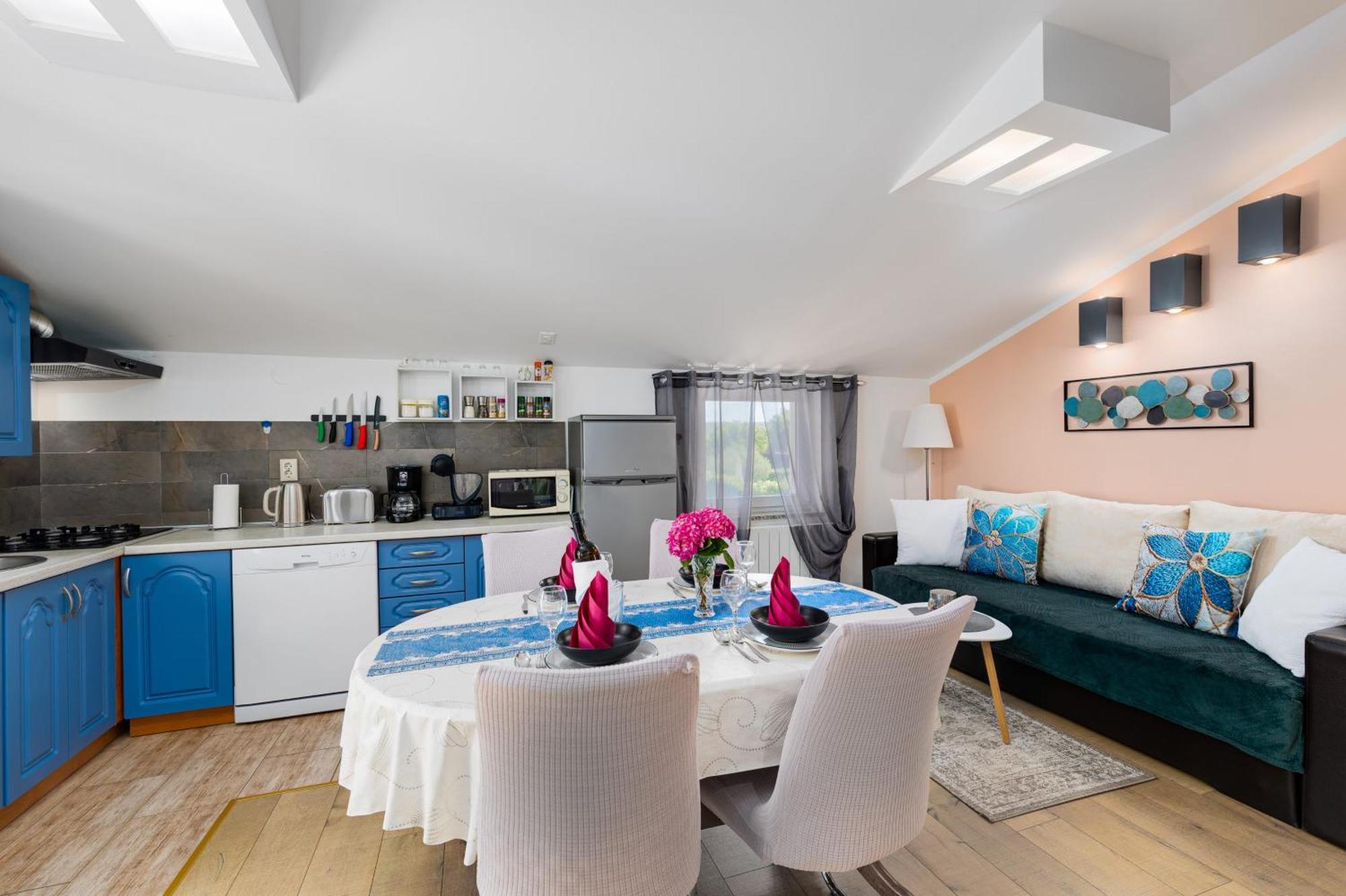 Apartman Luni Sa Bazenom - Malinska, Sveti Anton Sveti Anton  外观 照片